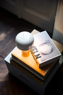 Flos Bellhop bordslampa, vit