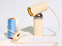 Flos Bilboquet bordslampa, linne