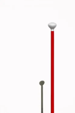 Flos Luminator golvlampa, dimbar, röd