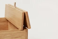 Form & Refine A Line förvaringsbänk, 68 cm, ek