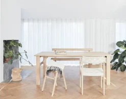 Form & Refine Alcoa bricka, ljusgrå