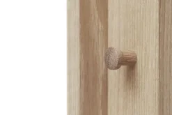 Form & Refine Foyer klädhängare, vitoljad ek