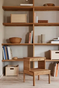 Form & Refine Pillar förvaringslåda, medium, bok