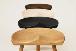 Form & Refine Shoemaker Chair No. 68 barstol, bok