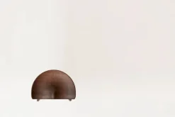 Form & Refine Shoemaker Chair No. 78 barstol, rökt ek