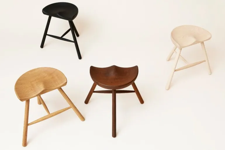 Form & Refine Shoemaker Chair No. 49 pall, svart bok