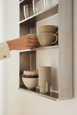 Form & Refine Taper vägghylla, rostfritt stål