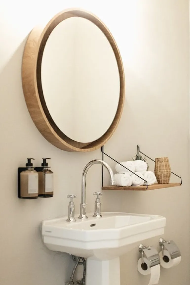 Frama Apothecary väggfäste, 500 ml, målat stål