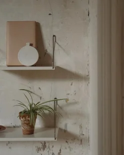 Frama D20 hylla, 40 cm, varmvitt stål