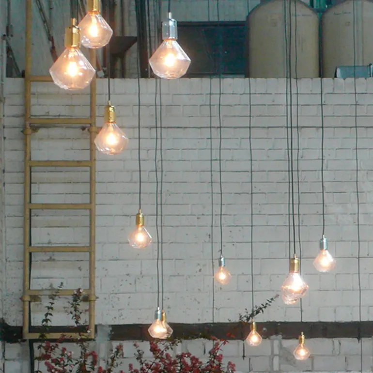 Frama E27 pendellampa, mässing - svart