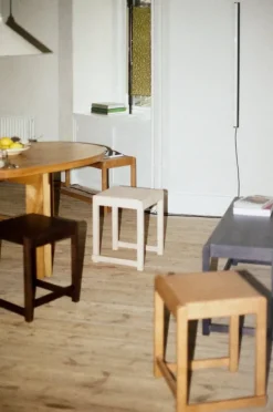 Frama Låg pall 01, naturligt trä