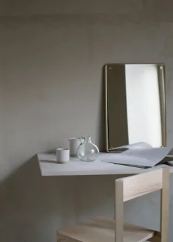 Frama RM-1 rektangulär, liten spegel