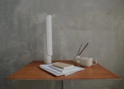 Frama T-Lamp bordslampa, vit