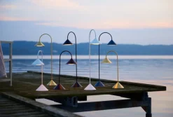 Frandsen Grasp, portabel bordslampa, 47 cm, matt vit