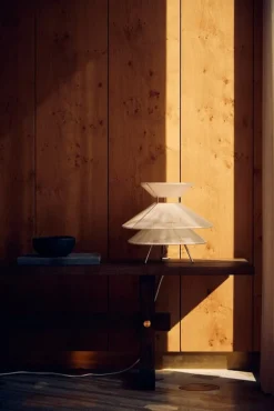 Frandsen Kiku, bordslampa, vit