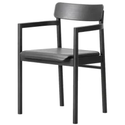 Fredericia Post karmstol, svartlackerad ek - svart läder