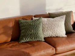 Fritz Hansen AJ Trapez kudde, 50 x 50 cm, brun