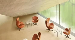 Fritz Hansen Egg loungefåtölj, brun brons - läder Grace Walnut