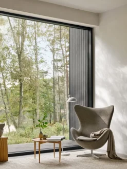 Fritz Hansen Egg loungefåtölj, satinpolerad aluminium - Re-wool 0218