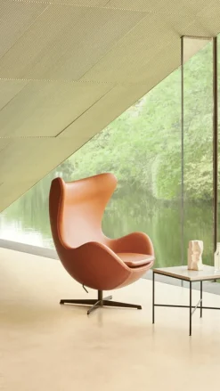 Fritz Hansen Planner MC330 soffbord, svart - Krämfärgad marmor