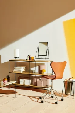 Fritz Hansen PM-02 bordslampa, opal - svart