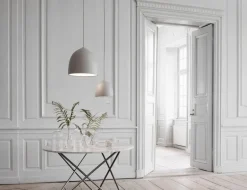 Fritz Hansen Suspence P1 pendellampa, ljusgrå