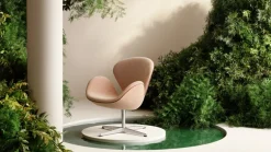 Fritz Hansen Swan 3320 fåtölj, b. alum.- Serpentine 0428, Grace kastanj