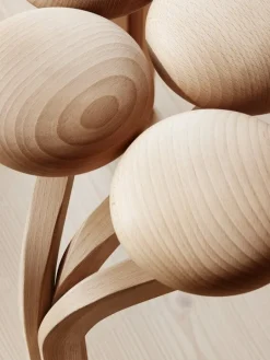 Fritz Hansen Utzon pall, oljad bok