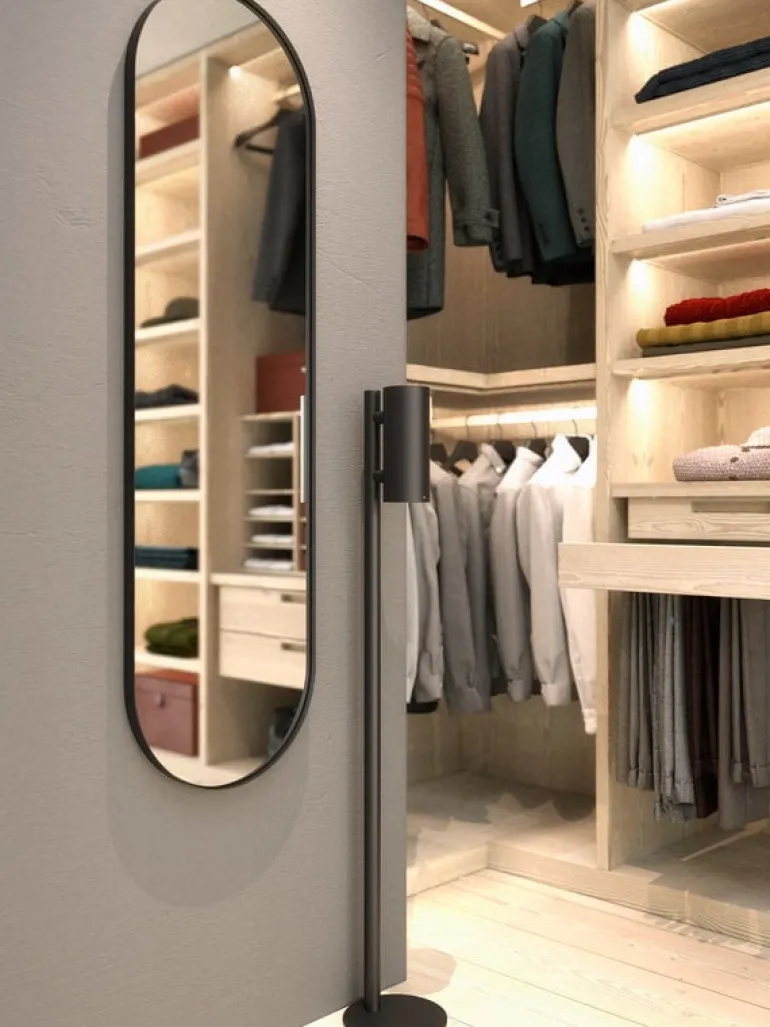 Frost Nova2 golvställ för tvål- och handspritsdispenser, mattsvart