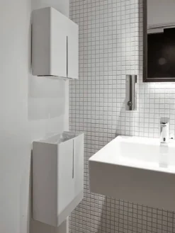 Frost Nova2 tvåldispenser 3, väggmonterad, borstat stål