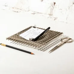 Fundamental Berlin Gravity bricka, 20 x 20 cm, rostfritt stål