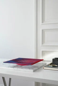 Fundamental Berlin Gravity bricka, 36 x 36 cm, Pompidou