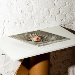 Fundamental Berlin Gravity bricka, 36 x 36 cm, rostfritt stål