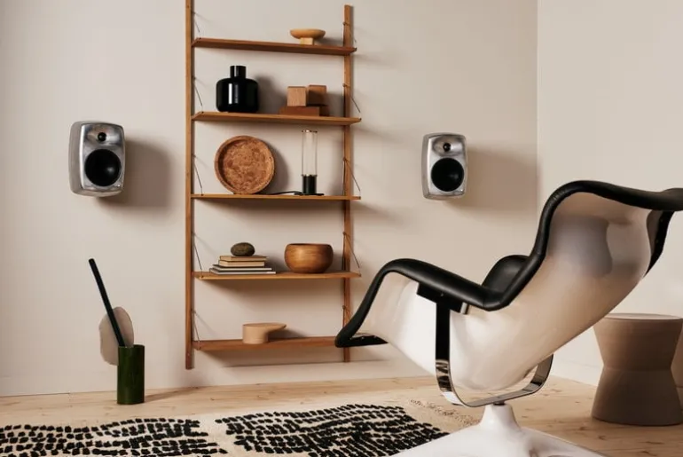 Genelec G Four aktiv högtalare, RAW aluminium