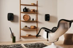 Genelec G Four aktiv högtalare, svart