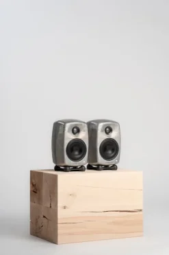 Genelec G Two (B) aktiv högtalare, RAW aluminium