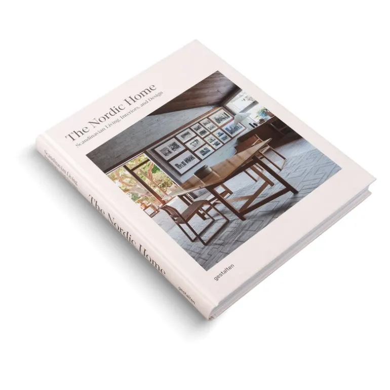 Gestalten The Nordic Home: Scandinavian Living, Interiors and Design