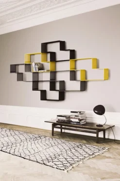 GUBI Cobra bordslampa, svart semimatt