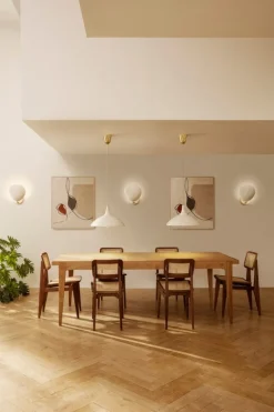 GUBI Cobra vägglampa, vit