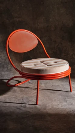 GUBI Copacabana fåtölj, orange - Limonta Leslie 40