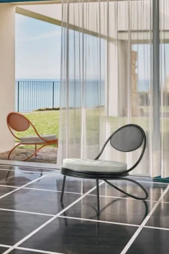 GUBI Copacabana fåtölj, orange - Limonta Leslie 40