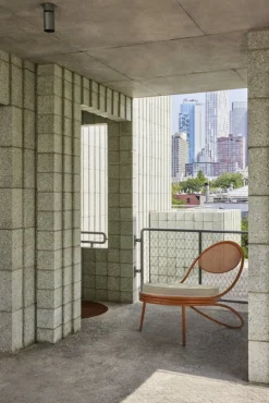 GUBI Copacabana fåtölj, orange - Limonta Leslie 40