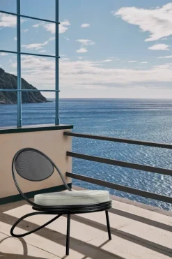 GUBI Copacabana fåtölj, svart - Limonta Lorkey 41