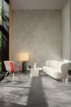 GUBI Gravity XL golvlampa, låg, svart marmor - kanvas