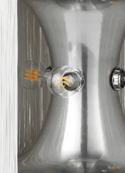 GUBI Model 597 bordslampa, polerat aluminium - gräddfärgade fransar