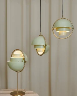 GUBI Multi-Lite pendellampa, liten, mässing - desert sage
