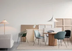 GUBI Pendellampa Semi, 60 cm, matt vit