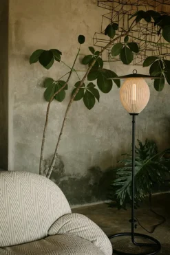 GUBI Satellite Outdoor golvlampa, svart - gräddvit