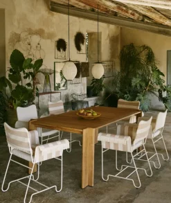 GUBI Satellite Outdoor pendellampa, 27 cm, svart - gräddvit