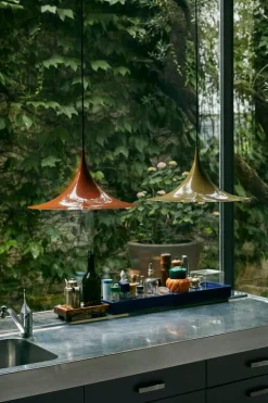 GUBI Semi hänglampa, 30 cm, fänkålsfrö, glansig